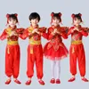 Stage Wear Style Oriental Garçon Fille Année chinoise Vêtements Enfants Costumes de danse folklorique rouge traditionnelle Fête Festival Hanfu