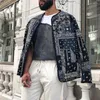 남자 재킷 트렌디 한 남성 재킷 캐슈 꽃 피겨 스마트 슬림 한 잘 생긴 느슨한 거리 상판 세련된 레트로 야구 스타일