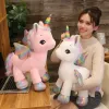 Coussins Huggable doux mignon licorne rêve arc-en-peluche jouet de haute qualité rose cheval doux fille décor à la maison dormir oreiller cadeau pour les enfants