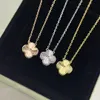 Collier Van Collier Collier Gold Pendant Four Leaf Diamond Luxury Colliers Classics For Women Long Chain Bijoux Titane Titane Silver Pated Multicolor