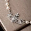 Designer Neckalce Viviennr Westwoods Trasmissione in diretta Esplosivi Madre Saturno Collana di perle Versatile catena per collare con diamanti per madri Versione alta 1 1