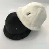Stingy Brim Hats mode konijnenbont bekken hoed geborduurd warm wit visser vrouwen cadeau