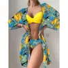 Zwemkleding Drie Stukken Bikini Set Cover Up Vrouwen 2023 Nieuwe Push Up Twist Badpak Print Lange Mouw Badmode Biquini Badpak zomer 240229