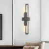 Lampada da parete Moderna TV Sfondo Semplice Ferro Acrilico LED Atmosfera Luce Salotto Corridoio Guardaroba Sconce Coperta Comodino