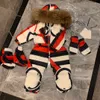 Designer Kids Down Contracts Design Design Baby Loilersuit Size 0-4 Winter Warm Clothing Fur Fured Outwear Aug30