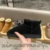 Nouveau 23ss Designer bottes de neige mini chaussures à pain chaussures en coton à semelles fines talons confort d'hiver chaussures de neige australiennes bottes pour femmes