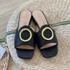 2023 Sandaler Designer Sandaler Kvinnor Brand Sandaler Designer Slippers Macaron tjock botten Non-halp Soft Bottom Fashion New G Family High Heel Jelly Shoes