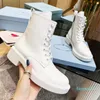 2023Herbst und Winter Damen Britischer Stil High Top Damenschuhe Martin Kurze Schnürung Nylon