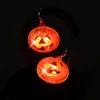 Charme 1 paire Pumpkin Glow Club de nuit lumières LED Pumpkin Skull Glow Boucles d'oreilles Halloween Boucles d'oreilles LED Charme Cadeau Gift Party Accessoires 230831