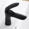 Rubinetti per lavandino del bagno Lavabo nero opaco Rubinetto elegante Foro singolo e miscelatore acqua fredda Rubinetto per vasca da piano