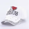 Casquettes de balle WJ7621 femmes denim tissu pierres artificielles bling rouge j'aime coeur Jésus coton baseball 230831