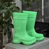 Nya herrkvinnor Designer Knee Boots Rain Rubber Winter Luxury Red Bottoms Bboots Rainboots Platform Pink Black Green Outdoor Cross