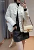 Dames Trenchcoats Chinese stijl Vintage Witte Eend Donsjack Temperament Dame High-end Opstaande kraag Fringe Button Design Winter