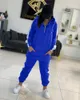 Dwuczęściowe spodnie damskie Streetwear Casual Tracksuit Kobiety ustawiaj zimowe ubrania Bluzy z kapturem i sportowy garnitur jogme femme