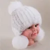 Ballkappen Ankunft Wintermütze für Baby Mädchen Junge Kind aus echter Nerzpelzmütze mit großem Pompon Mode warme Strickkopfbedeckung H30 230831