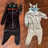 홈 의류 이빨이없는 용 흰색 검은 색 onesie 성인 연합 플란넬 파자마 애니메이