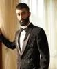 Deisgn Wedding Tuxedos 2 штуки Шани Лацэл Один Кнопкие Корматы SpeSical Appliques Настройка брюк для покрытий модные формальные выпускные вечера адаптированные изысканные