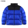 Kurtki męskie Cozok Winter Fashion Fashion Fashion Warm Down Jacket Outdoor Top Para Style Wysoka jakość 1: 1 1996 Haft 700zjcn