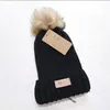 Şapkalar Eşarp Setleri Beanie/Kafatası Kapakları Beanie Cap Mens Tasarımcı Kova Şapkaları Yeni Moda Kadın Bayanlar Sıcak Kış Beanie Büyük Sahte Kürk Pom Poms Bobble Hat Açık