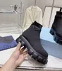 Bottes de créateurs de vêtements pour femmes de haute qualité, équipement à la mode, chaussettes tissées élastiques à semelles épaisses, bottes de défilé de rue, décontractées, respirantes, à talons hauts ajustés