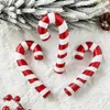 Рождественские украшения многоразмерные красные и белые рождественские конфеты.