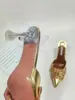 Sandaler Luxury Gold Floral Point Toe Sexiga tofflor Kvinnor Läderstilett High Heel Sandaler Evening Lady Crystal Shoes 230831