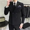 Abiti da uomo Completo da 3 pezzi con gilet Blazer Set di pantaloni doppio petto per abiti da ballo slim fit da sposa Costumi da matrimonio