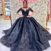 豪華な黒い光沢のあるハイネック長袖レースQuinceaneraドレスボールガウンアップリケクリスタルコルセットVestidos de xv