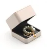 Smyckespåsar Beige Box Pu Leather Ring Earing Holder Packaging Case Gift Marriage Storage Organizer Casket