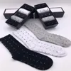 Hommes et femmes chaussettes de mode marques mondiales courtes chaussettes longues étudiants hommes d'affaires confortable coton calzini hommes chaussette A var296h