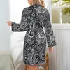 Damen-Nachtwäsche, Paisley-Spieltag-Pyjama-Robe, V-Ausschnitt, graue und schwarze modische Kleider, langärmliger Freizeit-Bademantel mit Design-Pyjamas für Damen