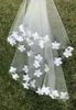 Voiles de mariée Voile de fleur 3D 2 couches blanc / ivoire avec tulle enveloppé accessoires de peigne coude doigt doux valse en cascade