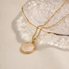 Pendant Necklaces Minority Luxury Beauties Round Shell Necklace 18K Gold Plated Stainless Girl's Jewelry Elegent Tarnishproof Chokers