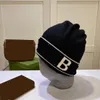 Fashion Designer Beanie Skull Caps Nuova lettera Stampale Stampato Beanies Cashmere Caldo Porta da baseball Baseball Cappelli Multi Colori Cappelli da Uomo da donna Street ST ST