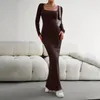 Sıradan elbiseler düz renk kare boyun uzun kollu örgü kadınlar sonbahar ince yüksek bel paket kalça pileli bornoz yumuşak polyester vestidos