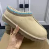 2023 Botas de desenhista Austrália Mulheres Inverno Chinelos Clássico WGG Botas de Neve Pelúcia Tornozelo Curto Mini Pele Semente de Mostarda Wggs Womens Ugglies Tasman Tazz Booties