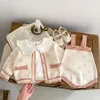 Outono crianças bebê meninas xadrez camisola de malha bonito urso colete camisas casaco plissado saias calças crianças roupas 2543