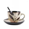 Mokken Europese keramische koffiemok Porselein Eenvoudige huishoudelijke melkkop met schotel en lepelset Creatief kantoor theekopje drinkgerei