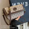 Este ano para mulheres no novo verão versátil crossbody de um ombro popular na internet bolsa quadrada pequena super quente 2147