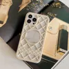 Fashion Hollow إشعاع iPhone 15 14 13 12 11 Pro Max Anti-Fall Mobile Shell 15Plus 14Plus 13Pro 13Promax Classic Designer Cover Cover Case Case