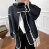 2024*Toteme Coat bordado de bufanda de bufanda de pecho único chaqueta de cordero