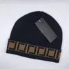 Projektant mody czapki męskie i damskie czapka jesień/zima wielokolorowa wielobarta marka narciarska maska ​​bulic wysokiej jakości czapka w kratę luksusowa ciepła czapka Wysoka jakość