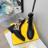 Luxury Designer Woman Rockoko Boots Black Skórzowe buty rowerowe z rozciągającą tkaniną Lady Combat Bott But Flat Buty Rozmiar 35-42 Darmowa wysyłka