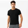 T-shirt da uomo Yoga Outfit Lu Camicie da corsa Collant sportivi a compressione Fitness Palestra Calcio Uomo Jersey Abbigliamento sportivo Quick Dry Sport t- Top LL mans