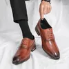 Chaussures habillées classiques Oxfords pour hommes affaires décontracté fête quotidienne rétro sculpté chaussure à lacets automne printemps été