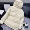 Damskie Down Parkas Designer 23 Autumn/Winter Fashion Logo Haftowane wełniane z kapturem zagęszczony ciepły płaszcz OCZC