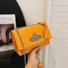 Nowa Cowhide Fashion Chain Square Bag Single Cross Crossbody Handheld Women's High Grade StyleCode Factory Online 70% Sprzedaż