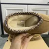 Botas Tasman Castaño Diseñador Piel Piel de oveja Tazz Botines para mujer Australia Ultra Mini Plataforma Diapositiva Bota de nieve Zapatillas de invierno Disquette Zapatos al aire libre