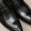 Chaussures habillées faites à la main en cuir de vache véritable hommes café noir social mocassins de mariage formels bout pointu chaussure de bureau élégante