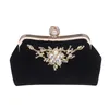Sacs de soirée femme diamant perle sac à main vintage cristal fleur sac de mariage mariée pochette boursenoir 230901